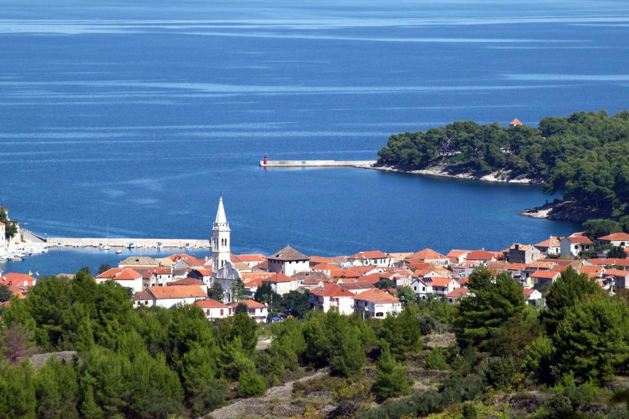 ילסה Apartments With A Parking Space Jelsa, Hvar - 8746 מראה חיצוני תמונה