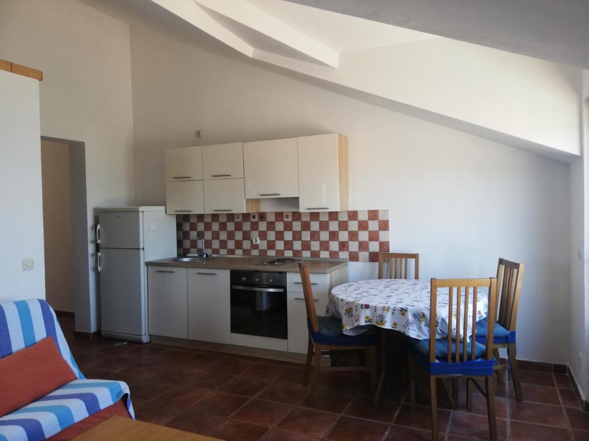 ילסה Apartments With A Parking Space Jelsa, Hvar - 8746 מראה חיצוני תמונה